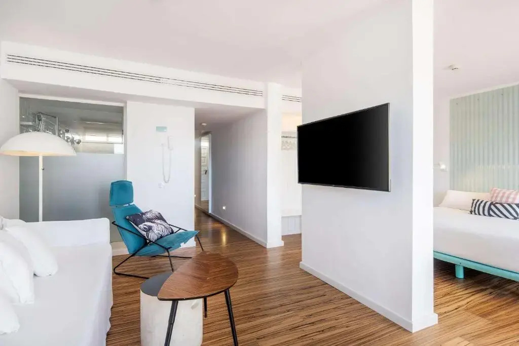 Foto - Gold By Marina - Adults only