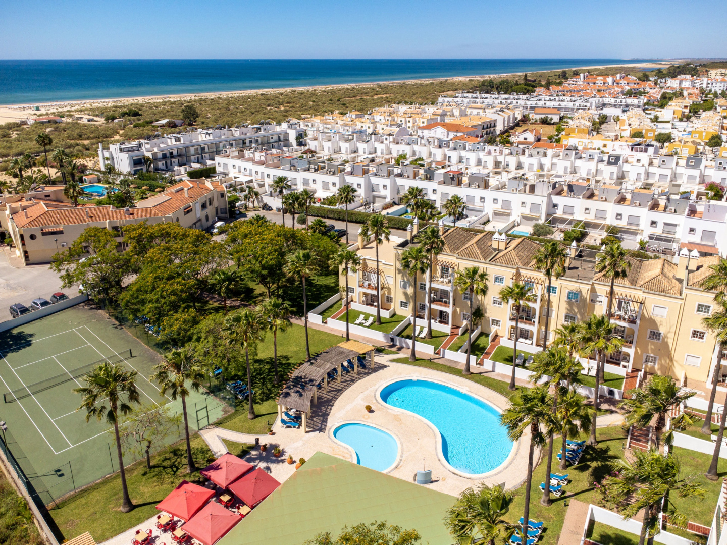 Photo - Praia da Lota Resort - Hotel & Apartments