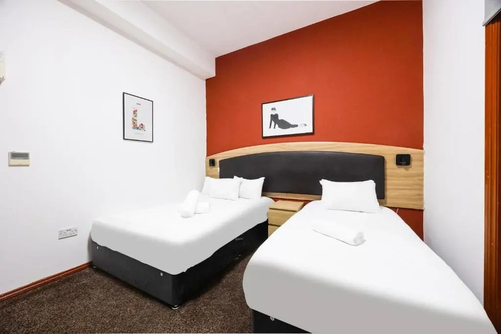 Photo - Arinza Hotel, London Ilford