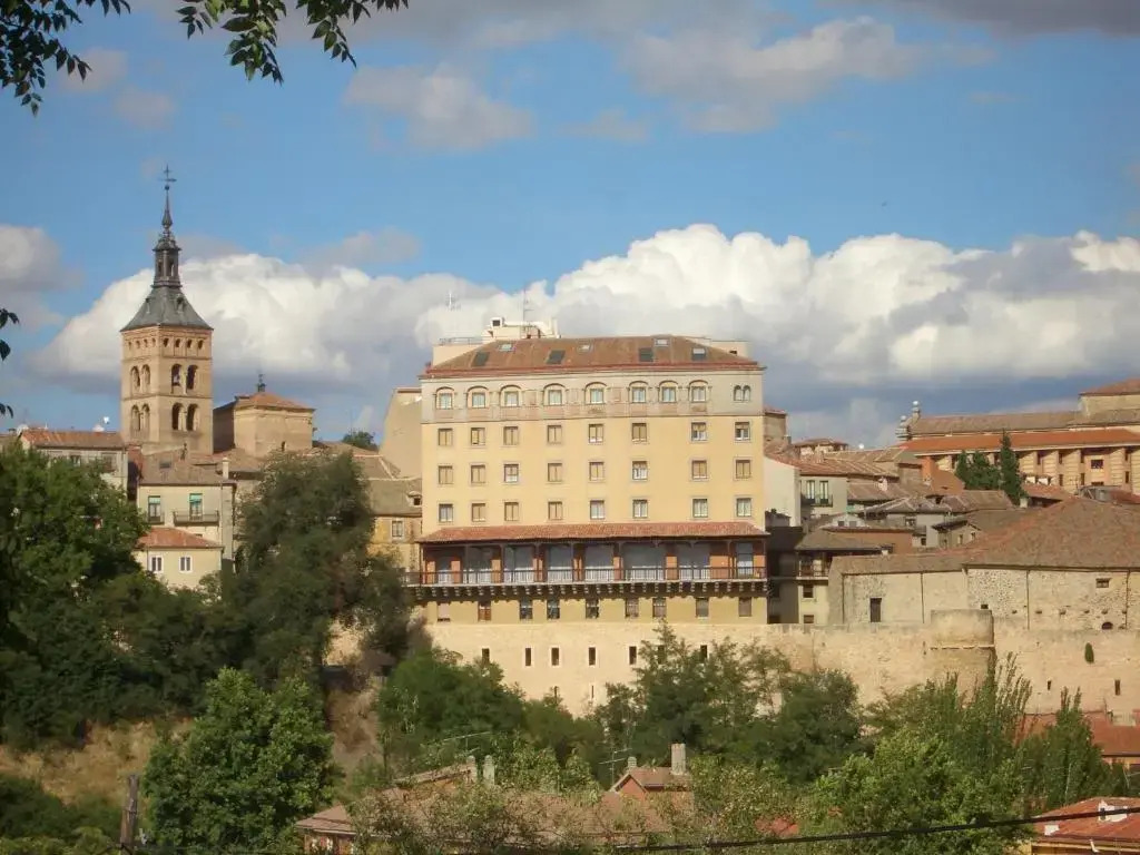 Photo - Hotel Real Segovia by Recordis Hotels
