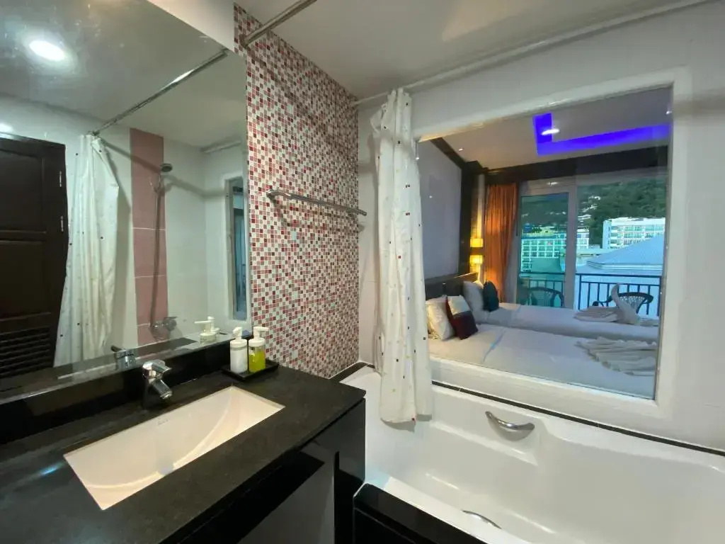 Photo - 77 Patong Hotel & Spa
