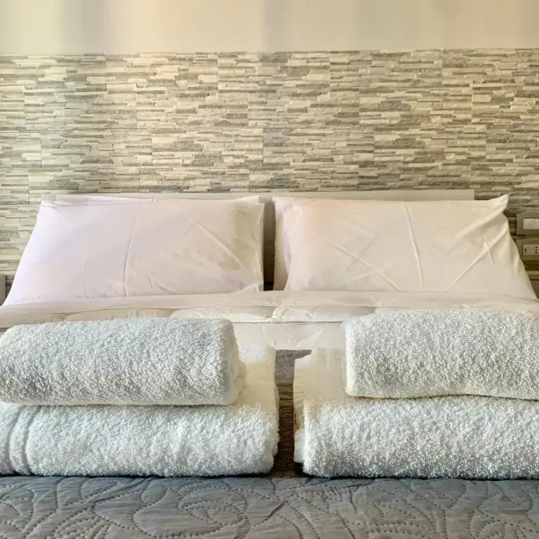 Photo - Naptown Rooms