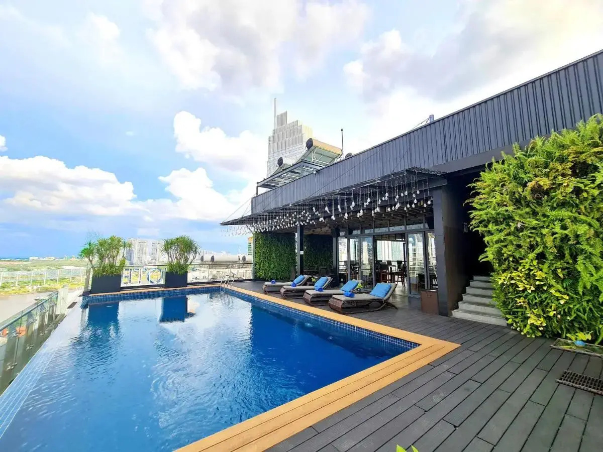 Foto - Kin Hotel Thi Sach Edition