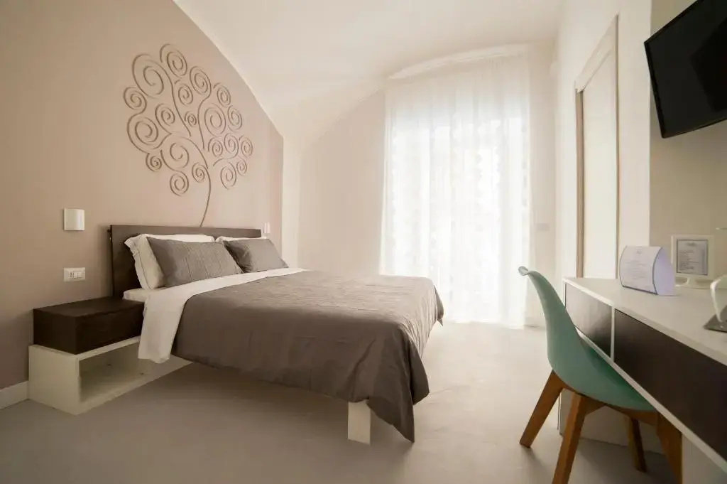 Photo - Dada Suite