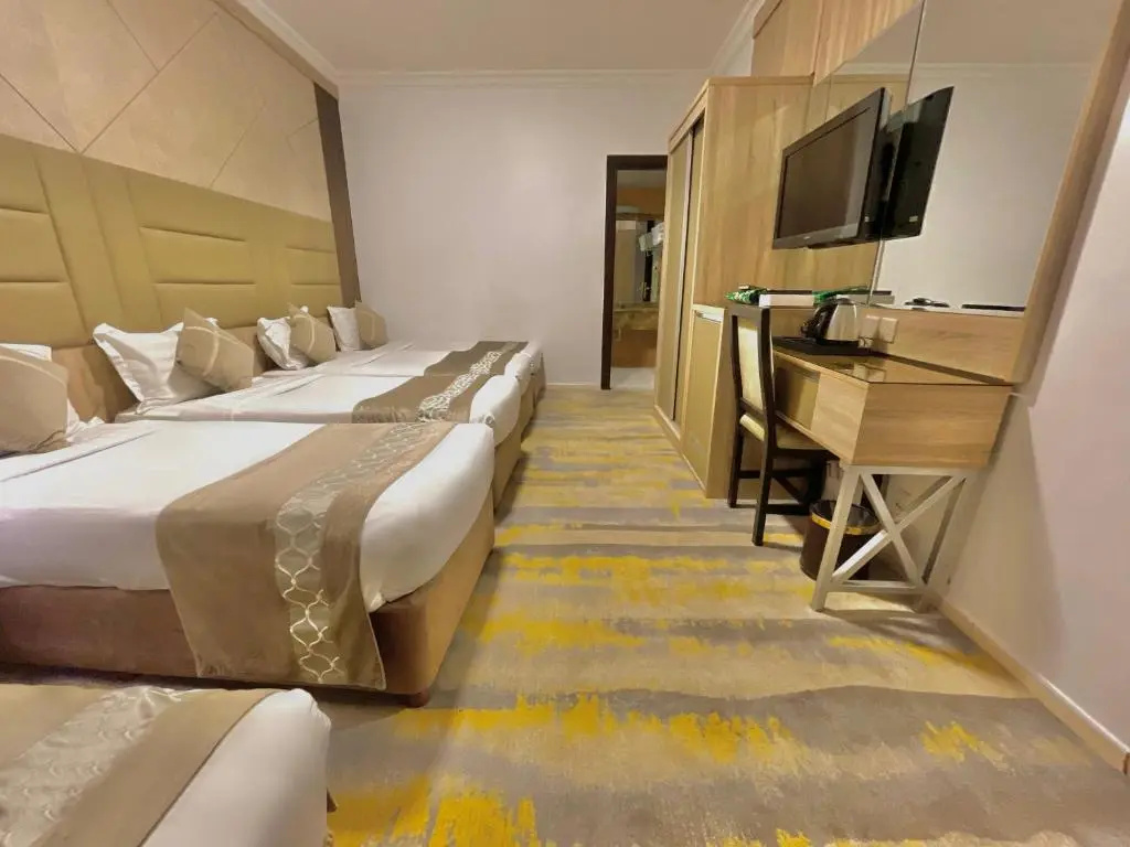 Photo - Al Mukhtara International Hotel
