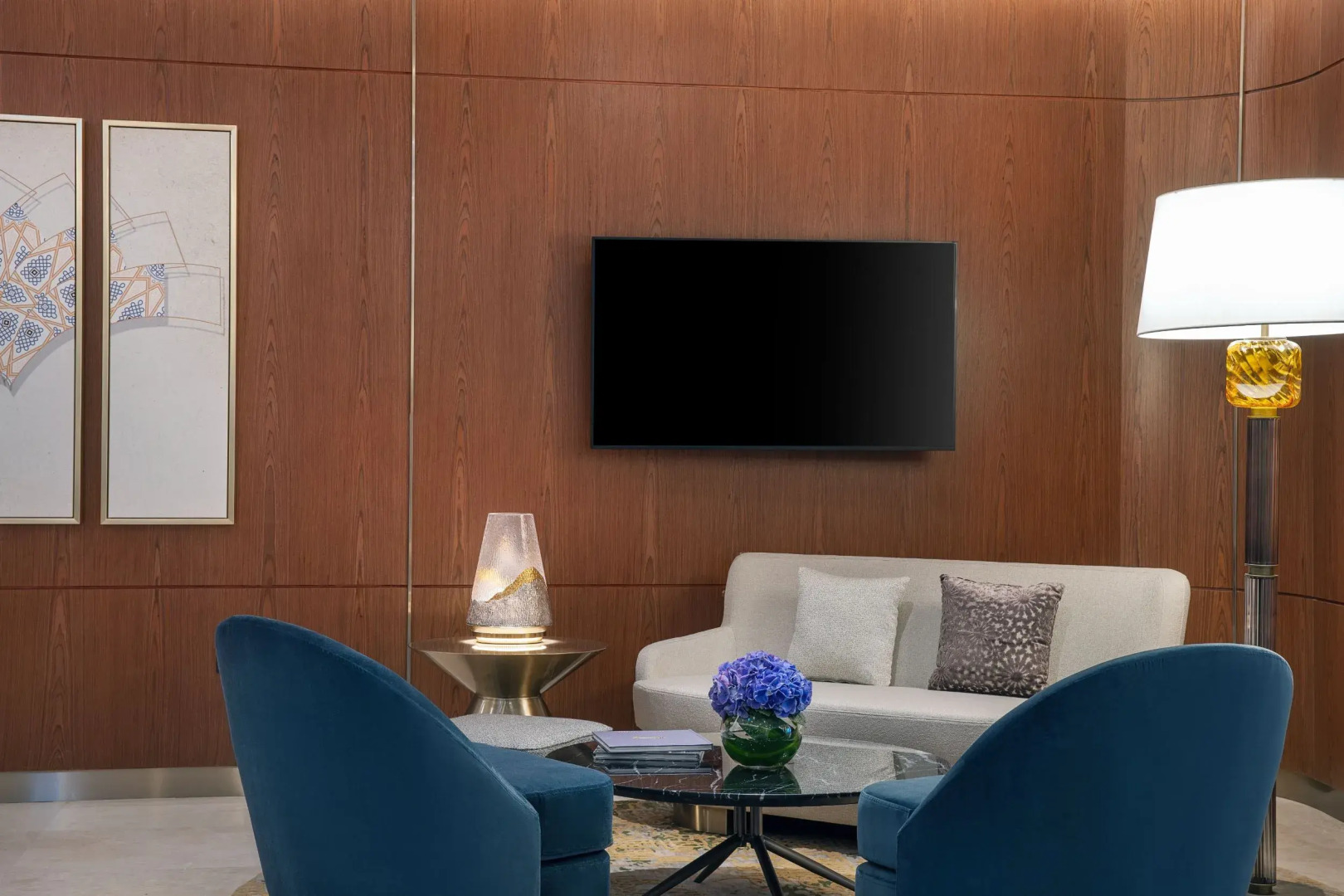 Photo - Hilton Garden Inn Dubai Business Bay