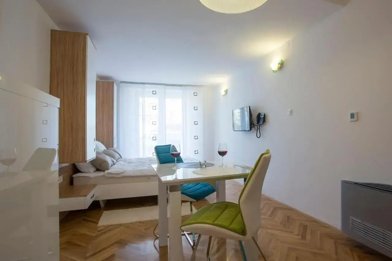 Photo - Adrion Aparthotel