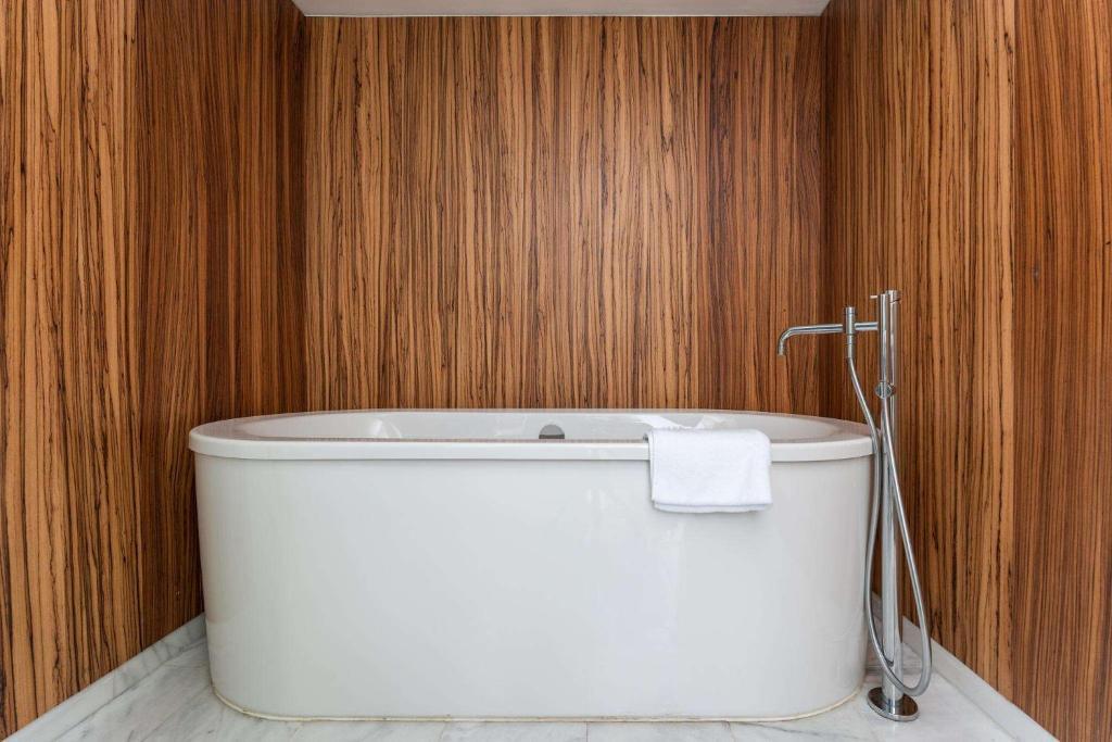 Foto - Gold By Marina - Adults only