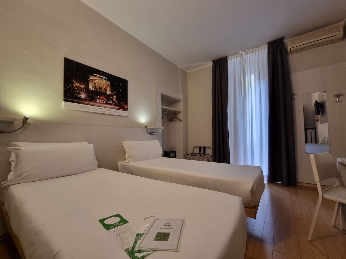 Photo - Hotel Astoria