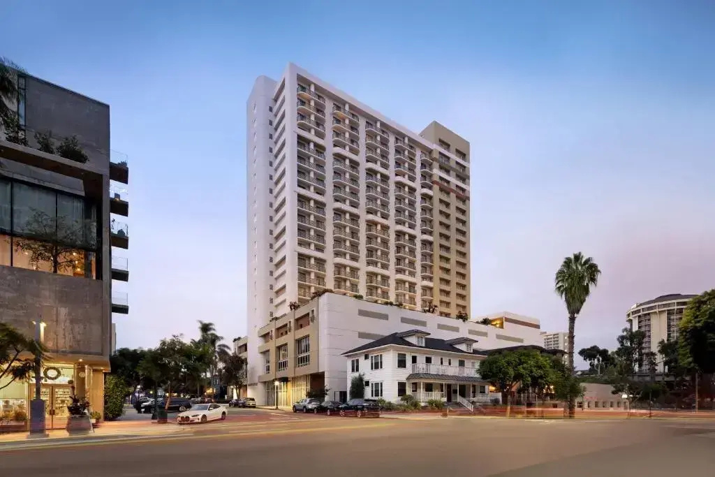 Photo - Courtyard by Marriott San Diego Downtown Little Italy