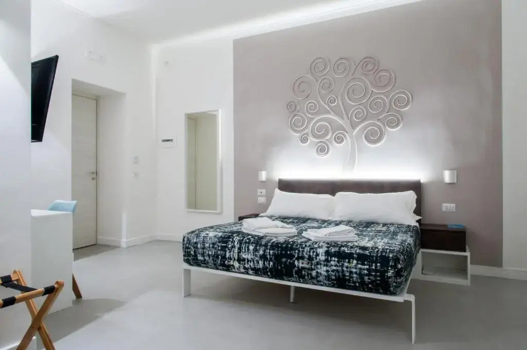 Photo - Dada Suite