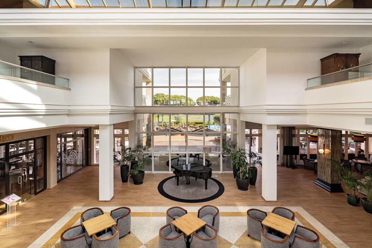 Celay Hotel, Bild 2 von 25