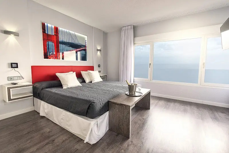 Foto - First Flatotel International