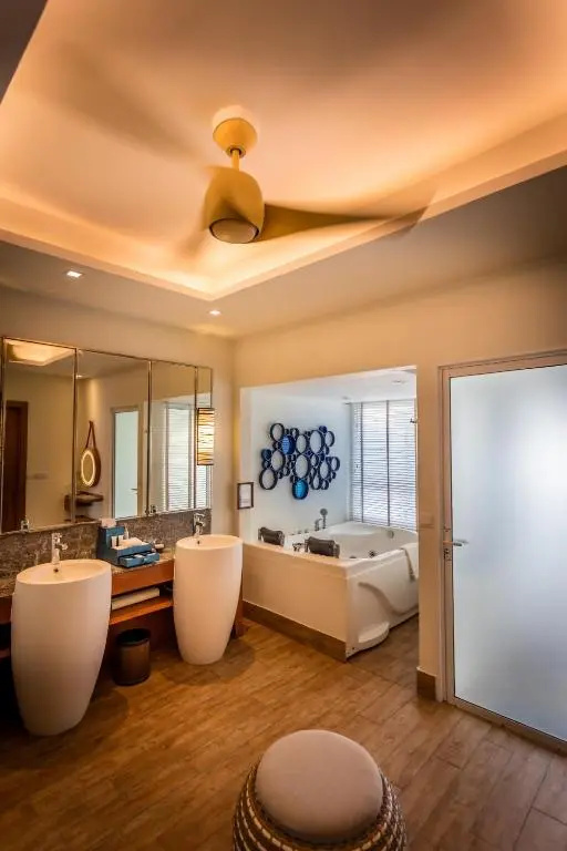Photo - Machchafushi Island Resort & Spa Maldives, The Centara Collection