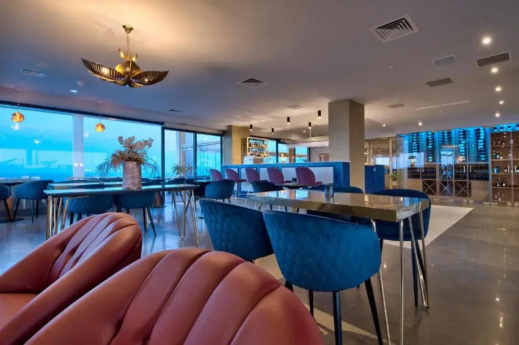 Photo - The Preluna Hotel