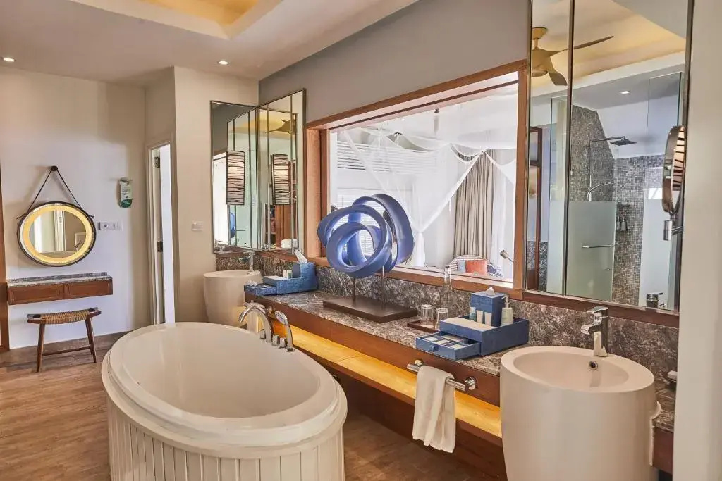 Photo - Machchafushi Island Resort & Spa Maldives, The Centara Collection