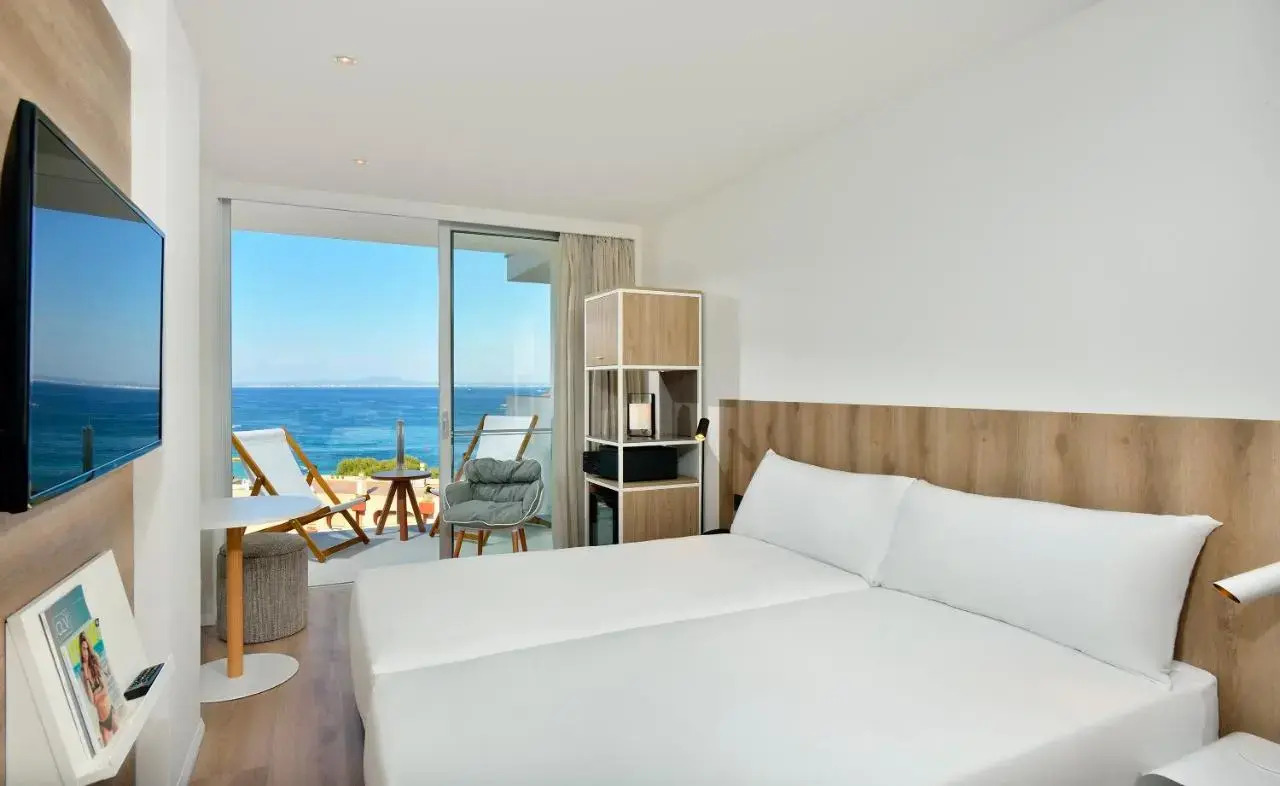 Photo - INNSiDE by Meliá Calviá Beach