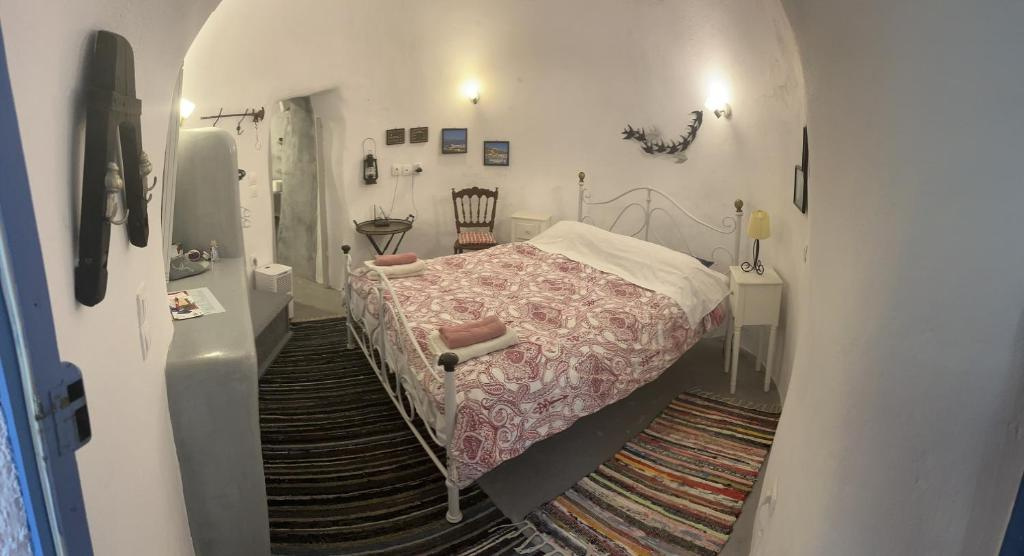Photo - Emmantina Houses