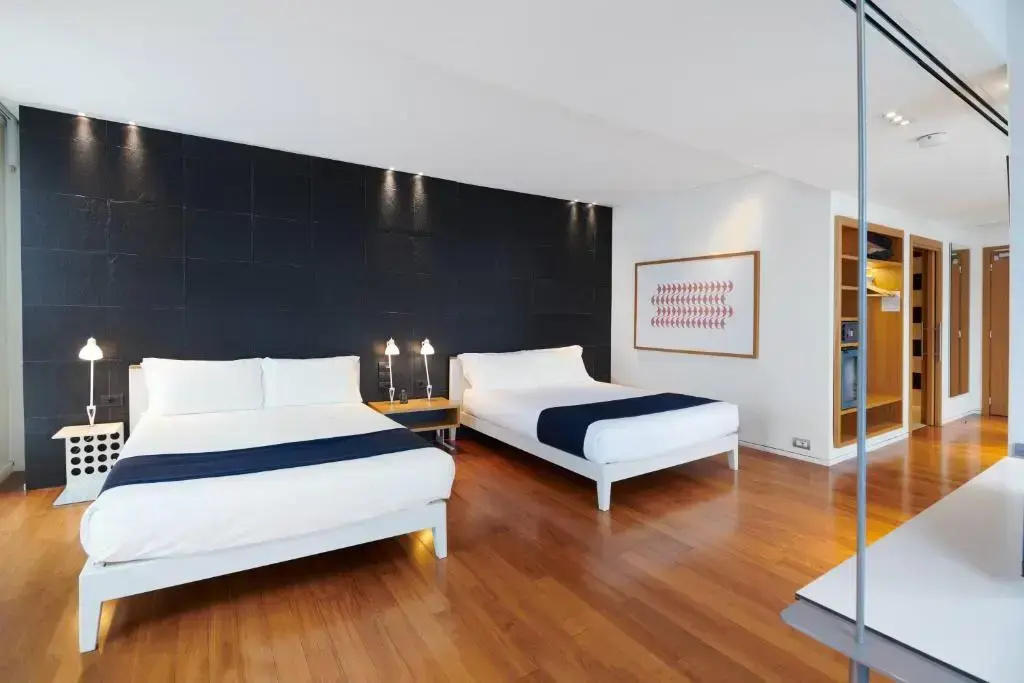 Photo - Hotel Plaza