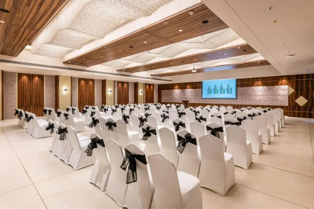Photo - Golden Tulip Candolim, Goa