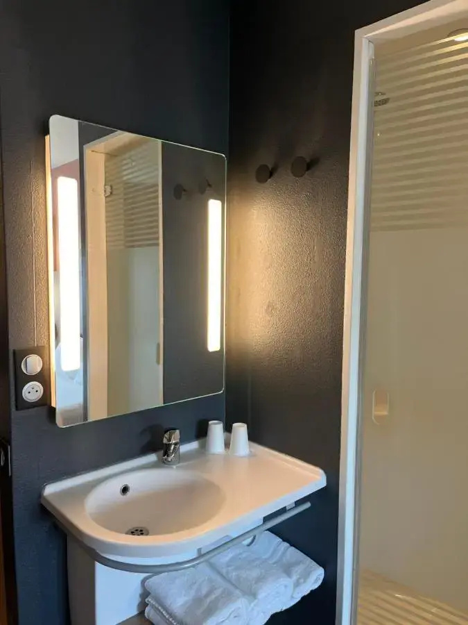 Foto - B&B HOTEL Liège Rocourt