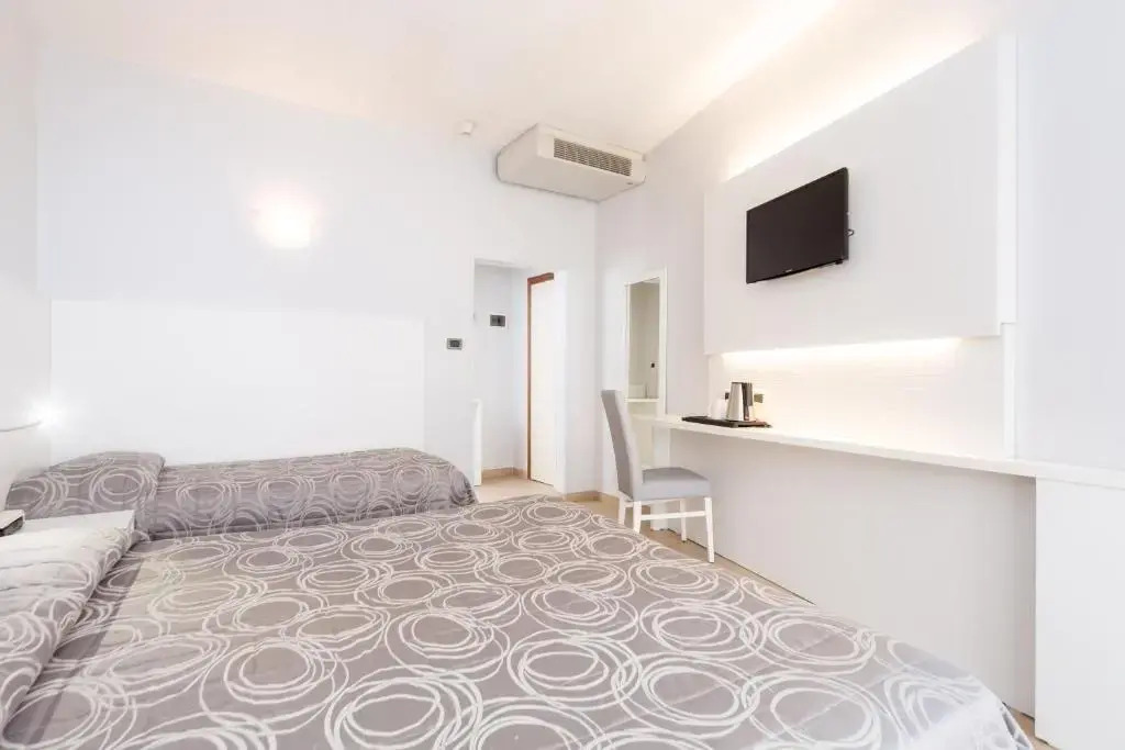 Photo - Hotel University