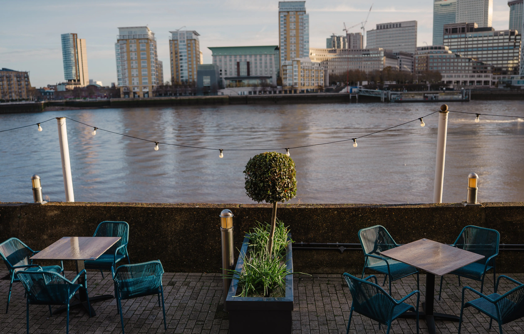 Foto - a&o London Docklands Riverside