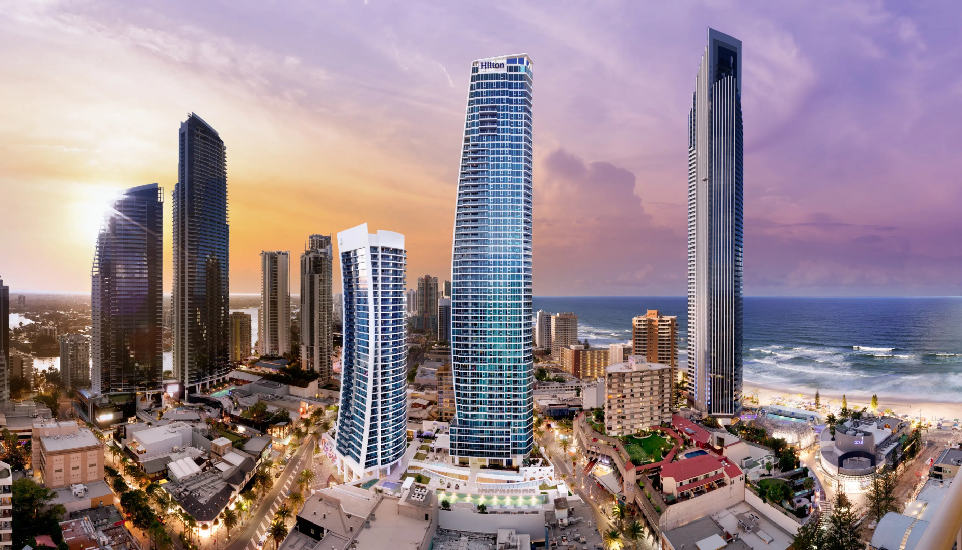 Photo - Hilton Surfers Paradise Hotel & Residences.
