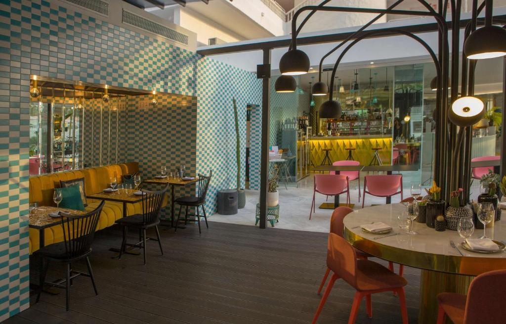 Foto - Gold By Marina - Adults only