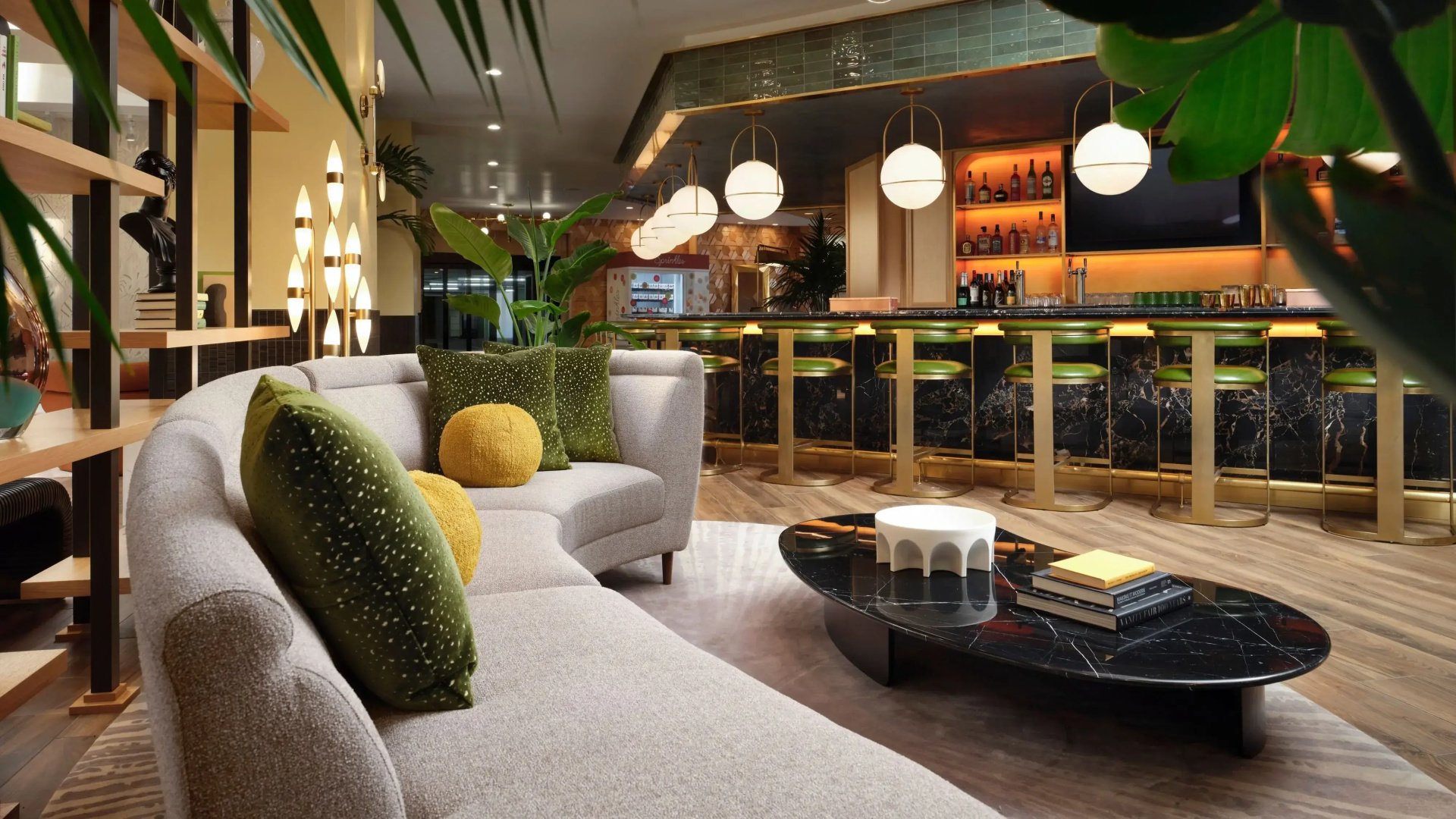 Photo - Burton House, Beverly Hills, A Tribute Portfolio Hotel
