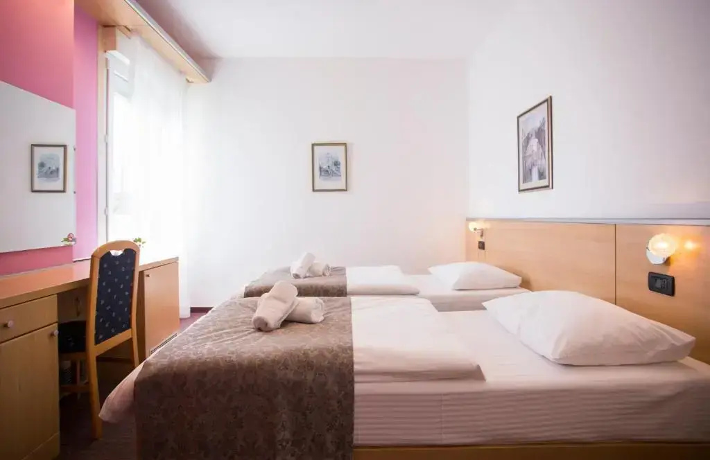 Photo - Hotel More