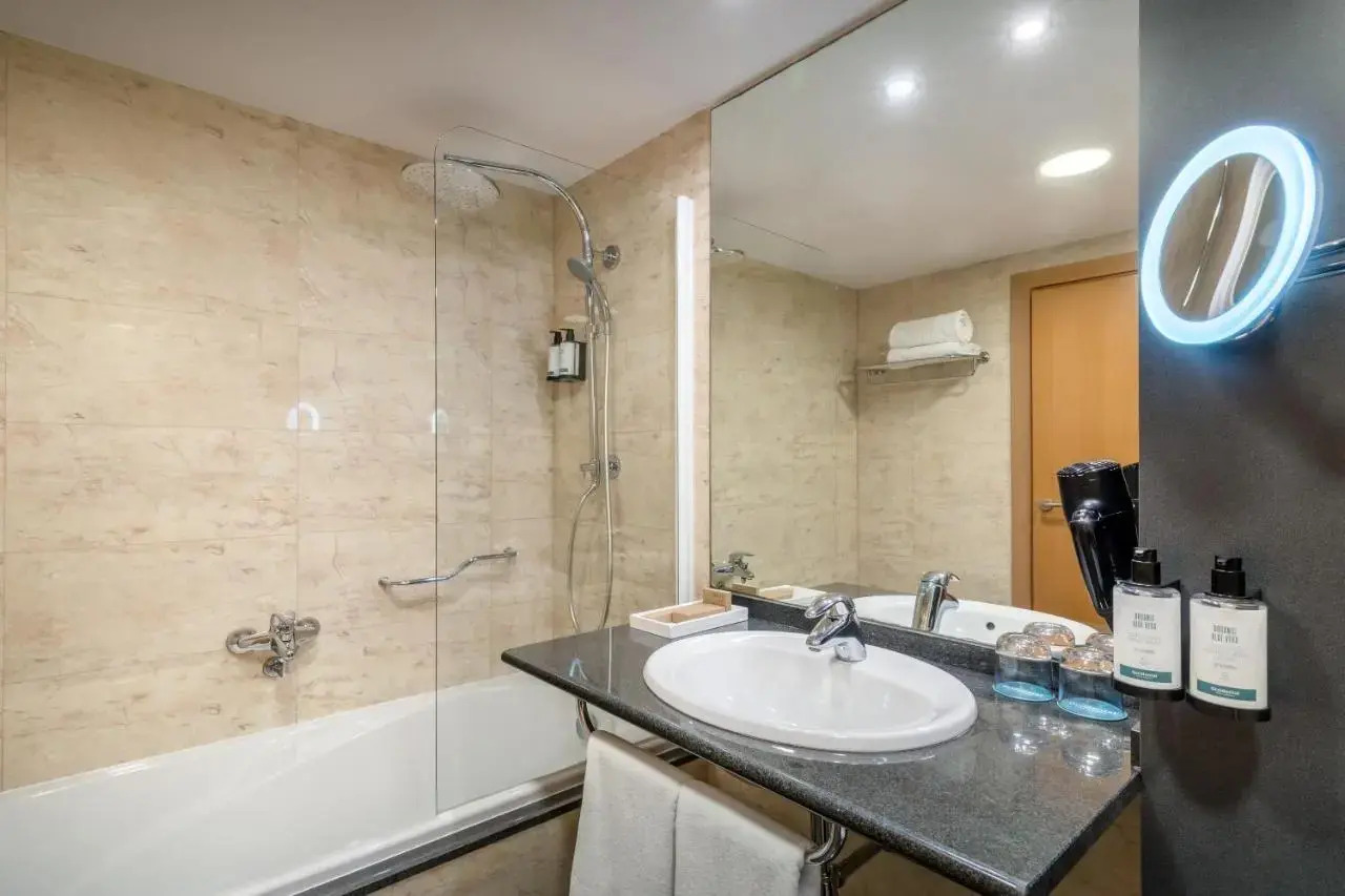 Photo - Occidental Atenea Mar - Adults Only