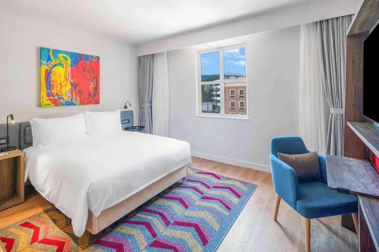 Photo - Hampton By Hilton Sandton Grayston