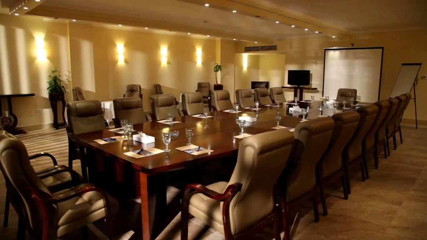 Photo - AMC Royal Hotel & Spa