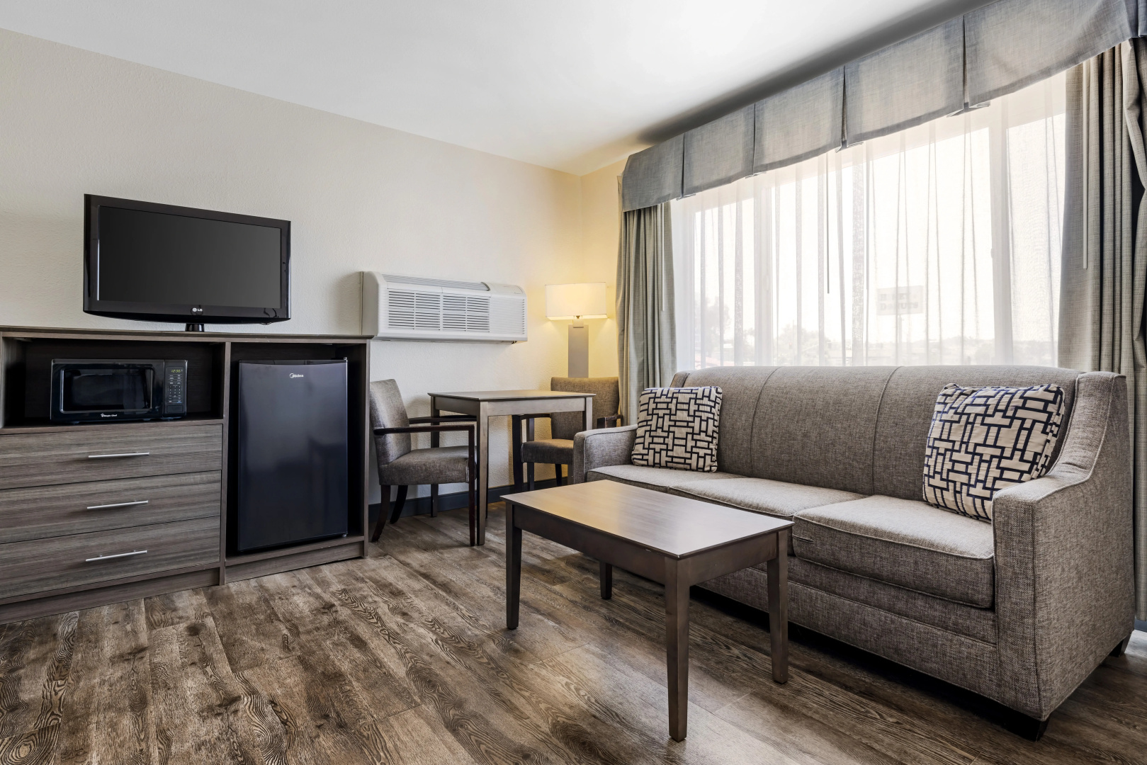 Photo - Best Western Santee Lodge
