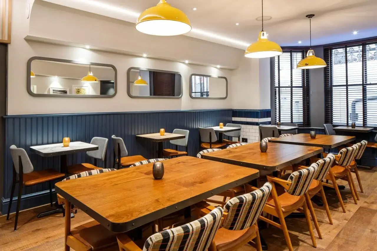 Photo - ibis Styles London Gloucester Road