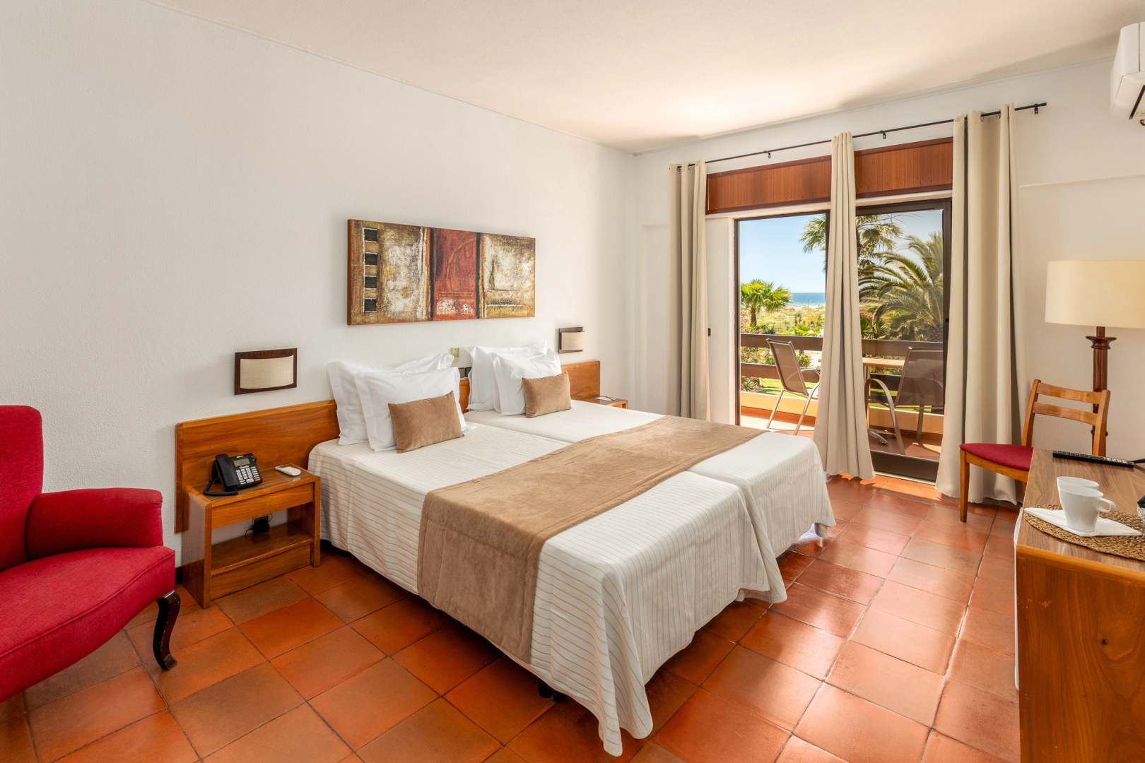 Photo - Praia da Lota Resort - Hotel & Apartments