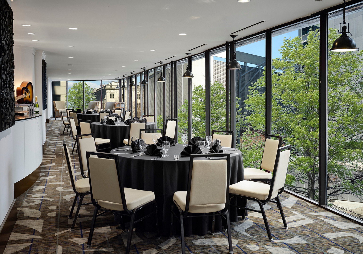Foto - DoubleTree by Hilton Hotel Nashville Downtown