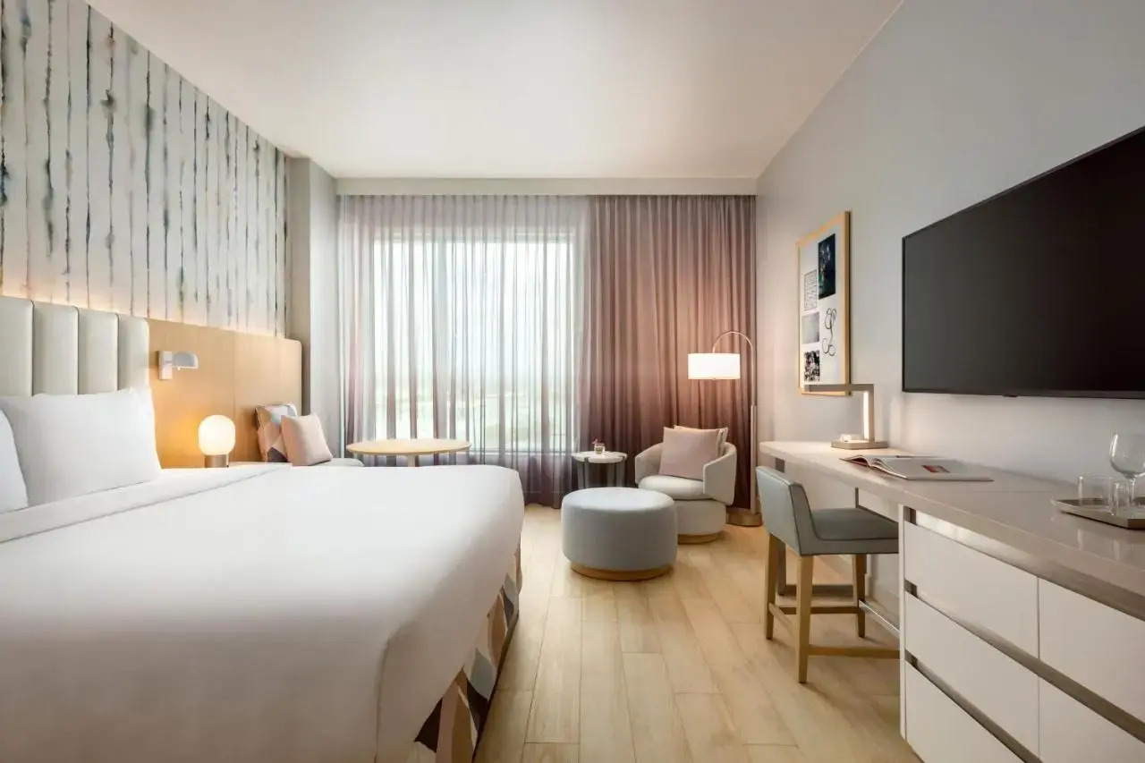 Photo - The Viv Hotel, Anaheim, a Tribute Portfolio Hotel