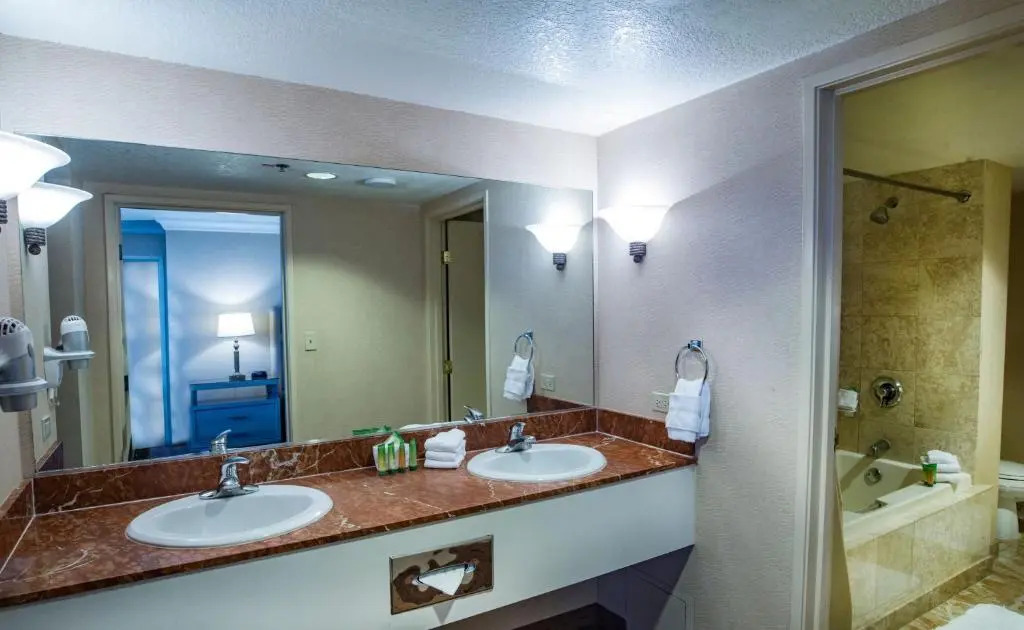 Photo - The STRAT Hotel, Casino & Tower