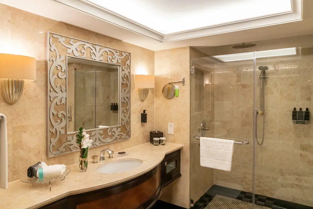 Photo - Beach Rotana – All Suites