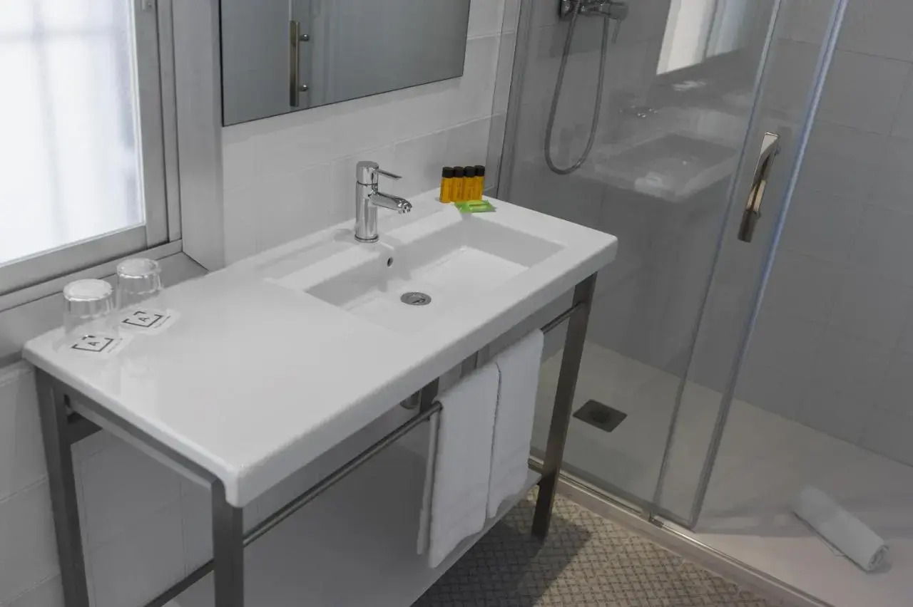 Foto - Mesón Castilla Atiram Hotels