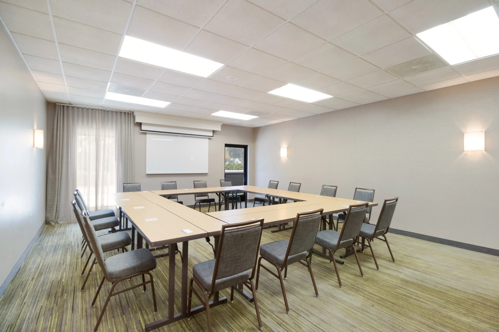 Photo - Sonesta Select Huntington Beach Fountain Valley