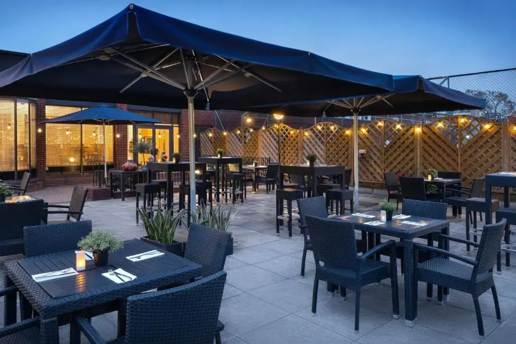 Photo - Delta Hotels by Marriott Heathrow Windsor