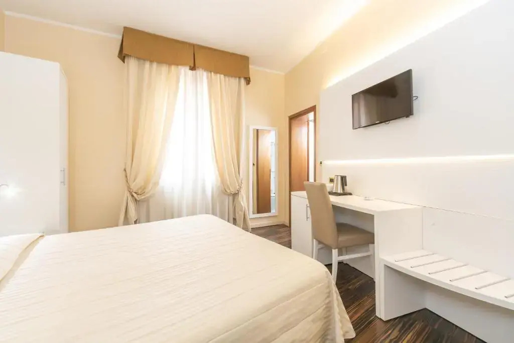 Photo - Hotel University