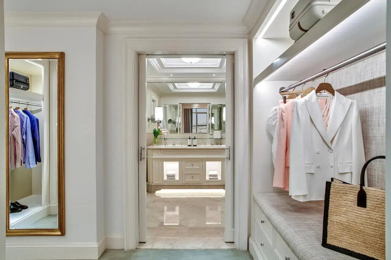 Photo - Four Seasons Hotel Cairo at Nile Plaza