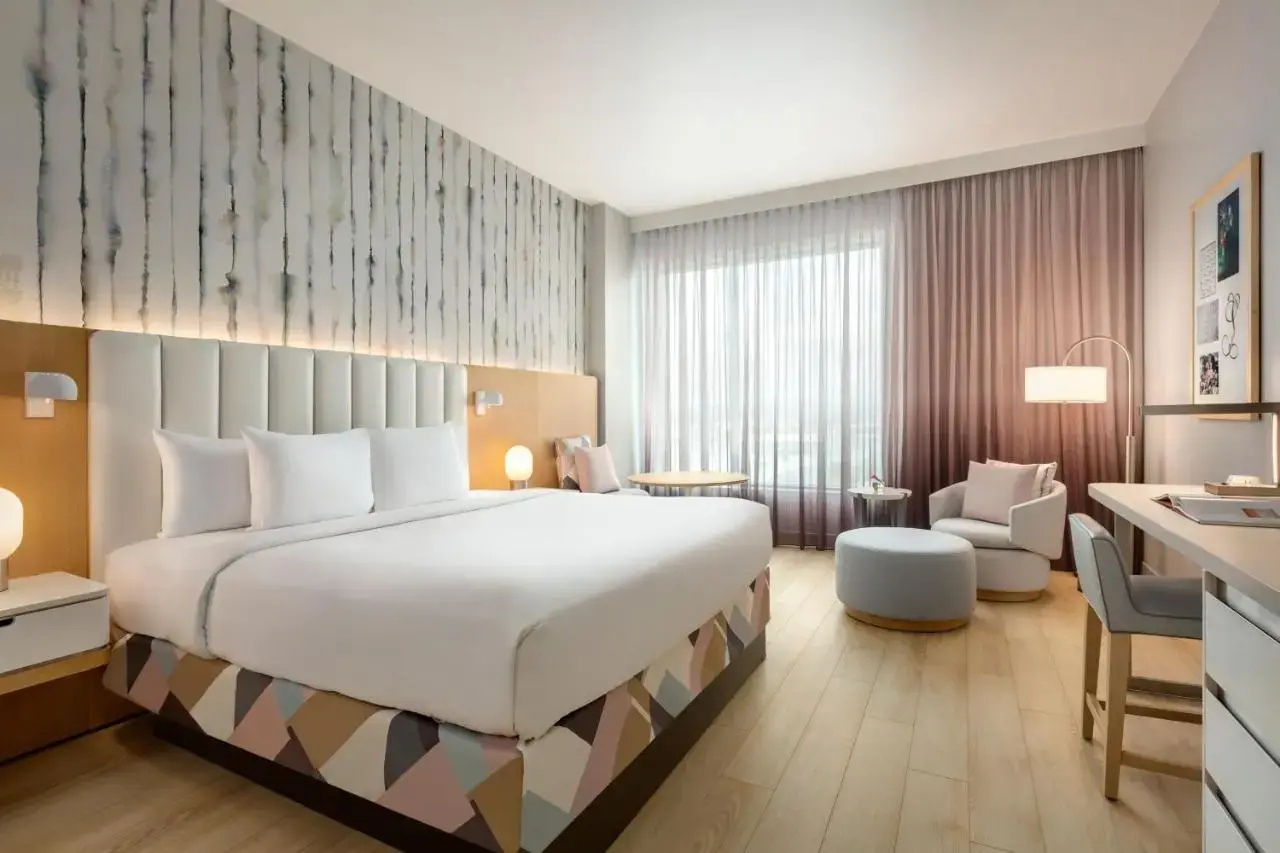 Photo - The Viv Hotel, Anaheim, a Tribute Portfolio Hotel