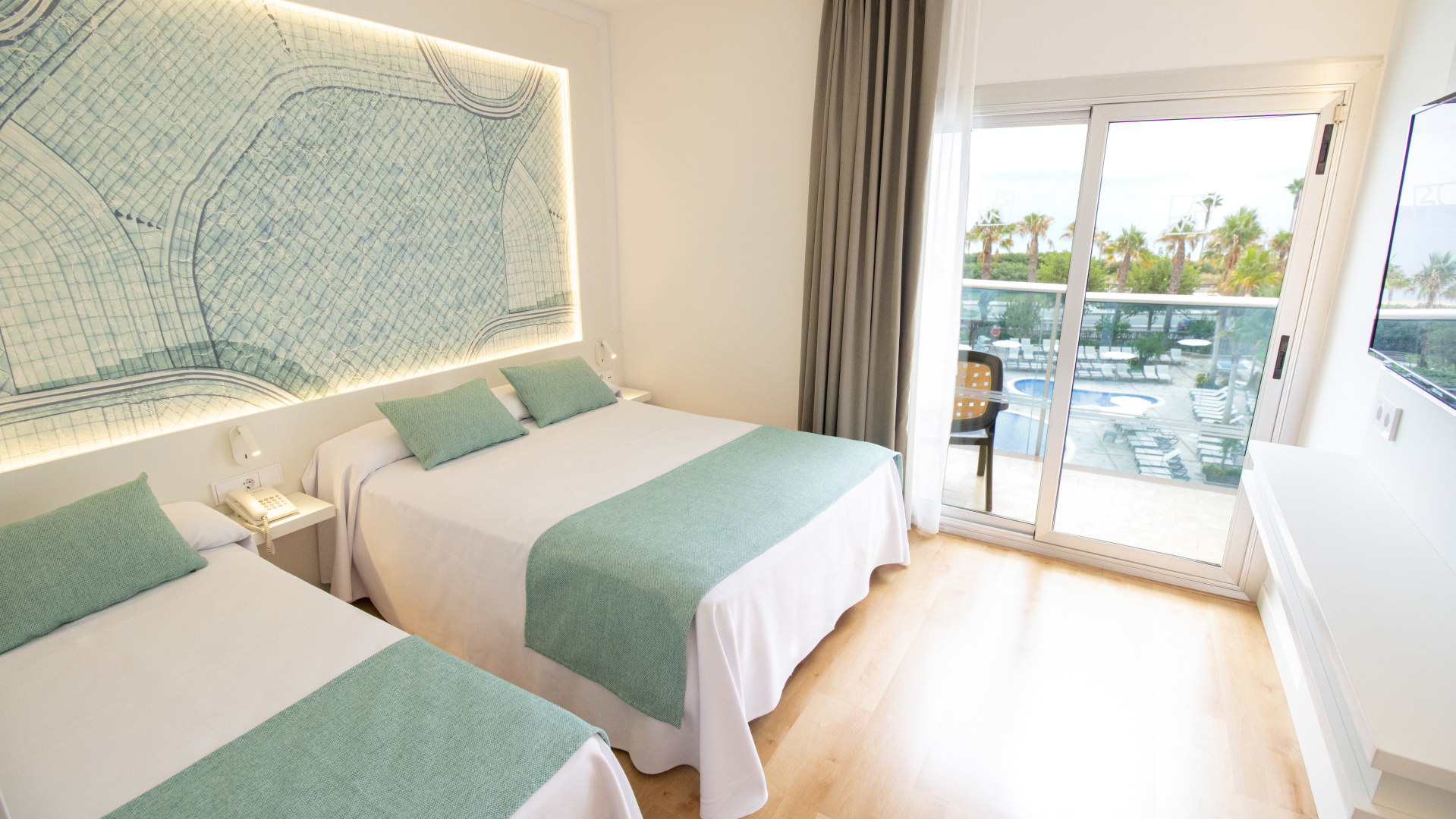 Photo - Golden Taurus Aquapark Resort