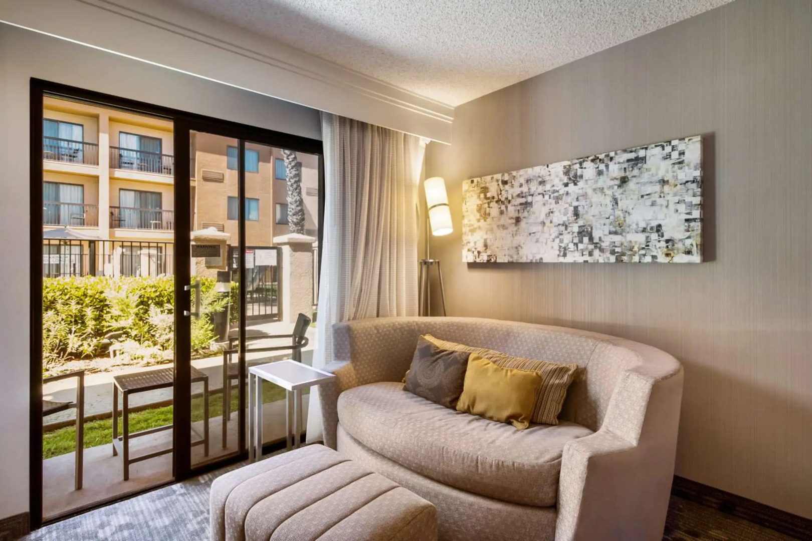 Photo - Sonesta Select Huntington Beach Fountain Valley