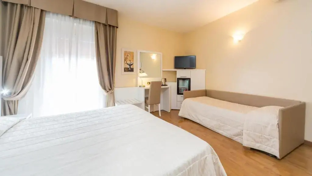 Photo - Hotel University